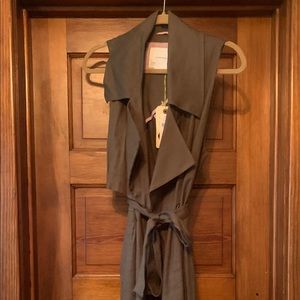 Green Sleeveless Duster